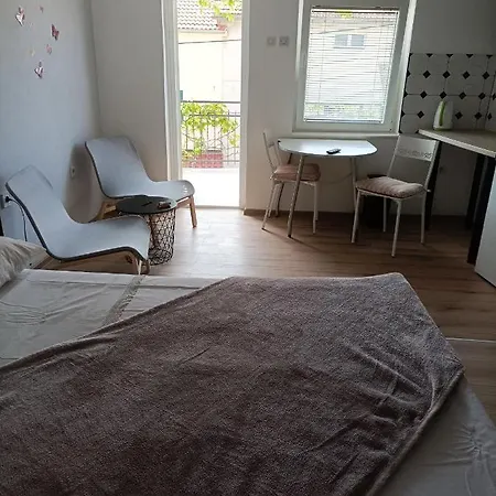 Seventh Continent Apartment