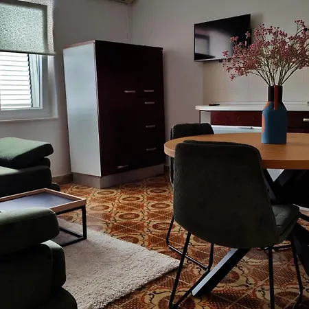 Seventh Continent Apartament