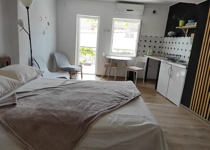 Seventh Continent Apartament Szybenik