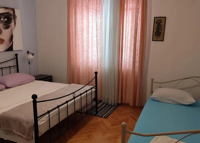 Apartament Seventh Continent *