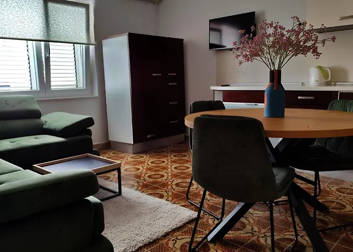 Seventh Continent Apartament