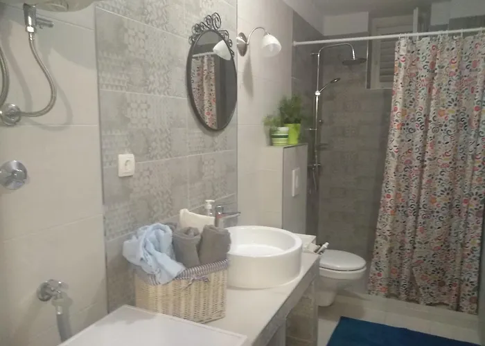 Seventh Continent Apartament